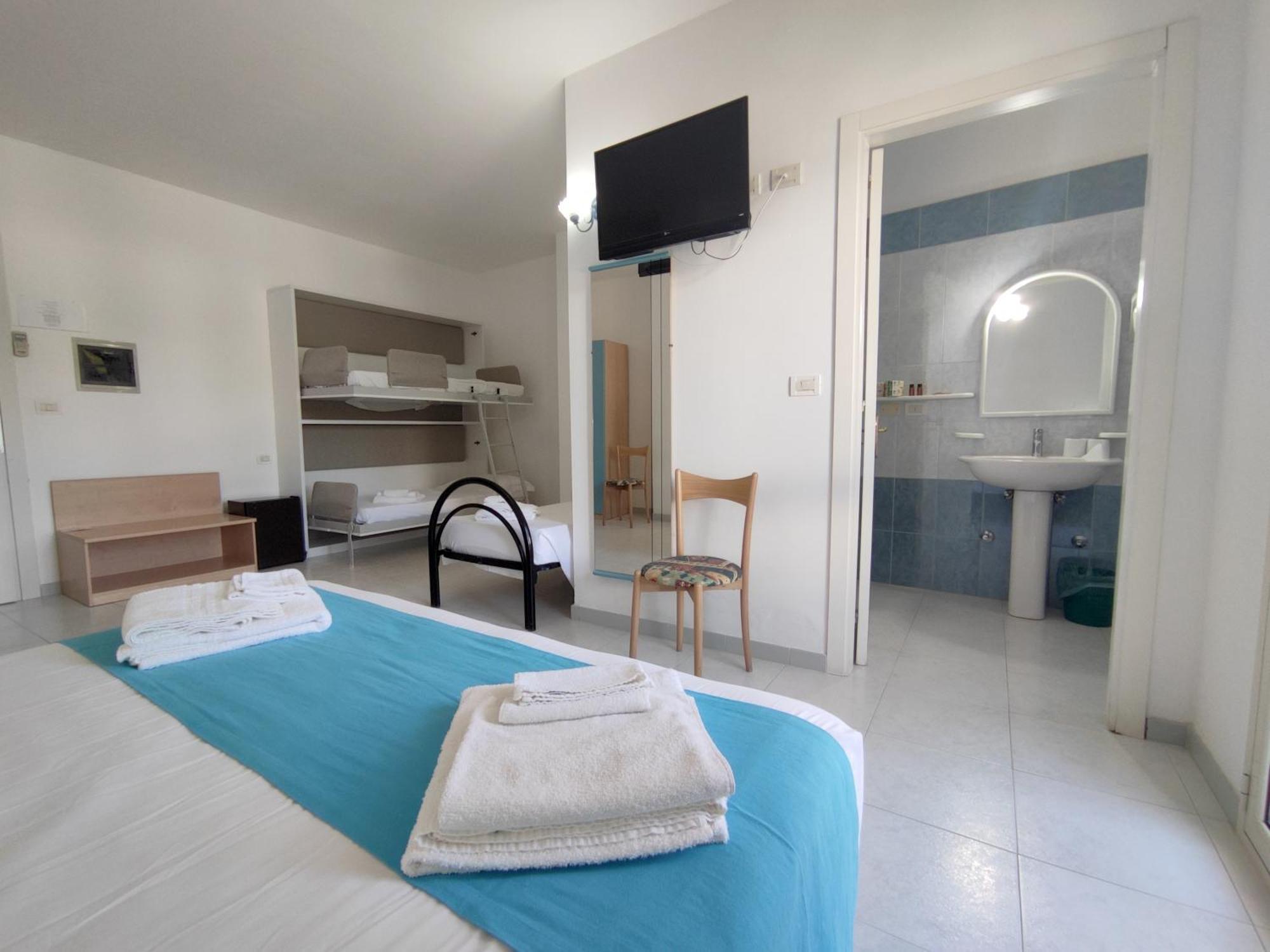 Pescoluse Picchio Hotel Marina Di Pescoluse Esterno foto